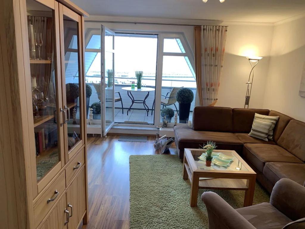 Ferienwohnung Hafenblick Wiek auf Ruegen Exterior photo